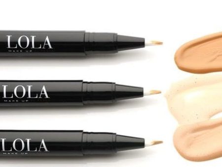 Lola Highlighting Concealer Pen For Sale