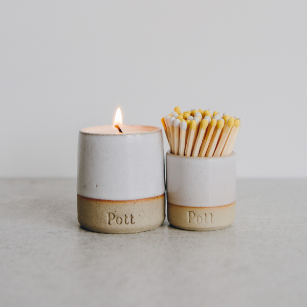 The Petite Speckle Set (Petite candle + MatchPott) Discount