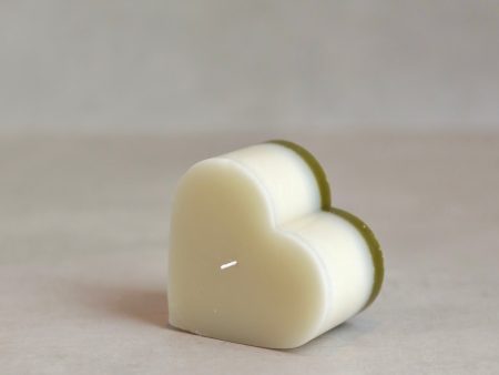 Olivewood & Bergamot Small Heart Candle For Cheap